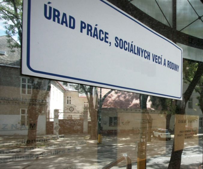 urad_prace 676x563