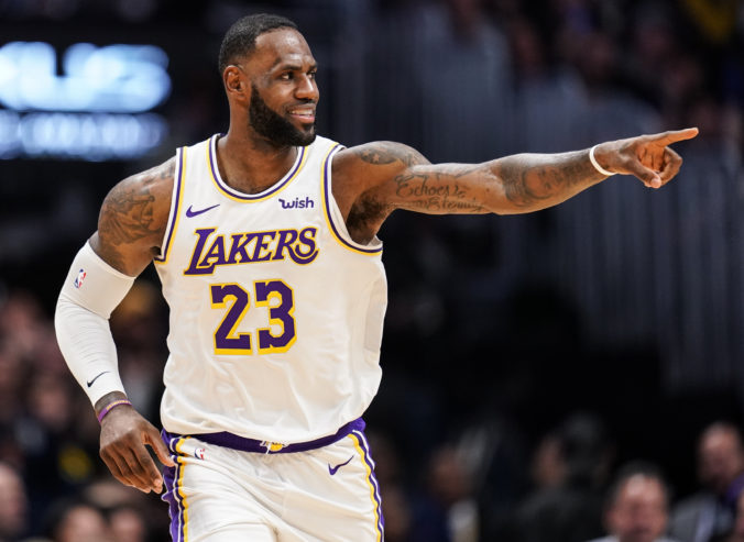 lakers_nuggets_basketball_92301 cfdf9e1e63d649f6859dc574470f65b8 676x493