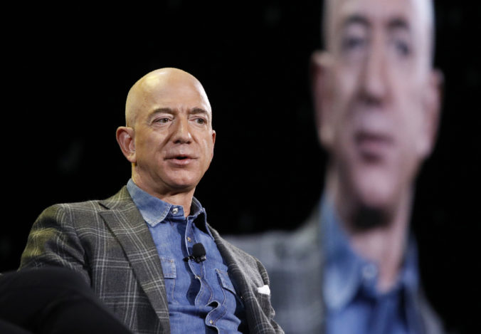 amazon_bezos_96041 e8b72cb2b16a4c60984213ffec3a9586 676x469