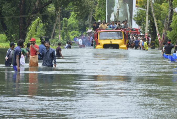 india_monsoon_flooding_83876 b5a4e22da26e49bc8a0be1ab55570d75 676x454