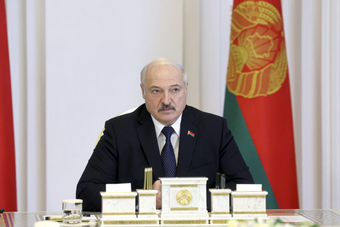 belarus_lukashenko_36998 931c80f865fd4e7ea1f0946dfb80c757 676x451