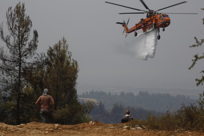 greece_fires_31632 1b0a6b6d04474d97ac75ec4830731a19 676x451