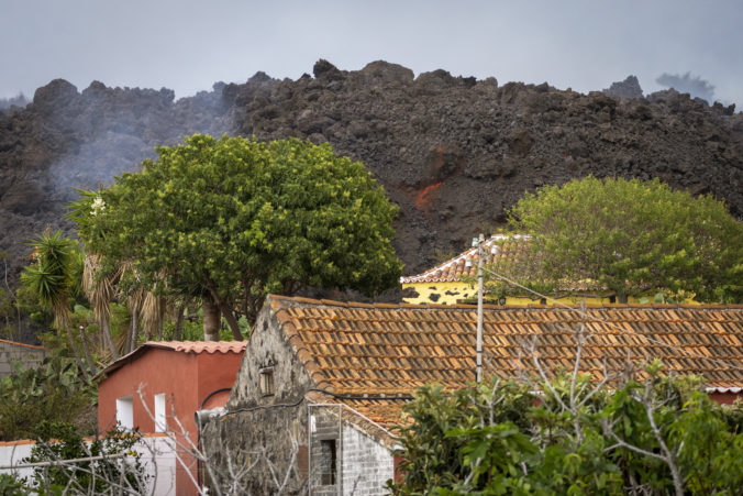 spain_volcano_50794 237dfe235c7241e594af8bb3973eb180 676x451