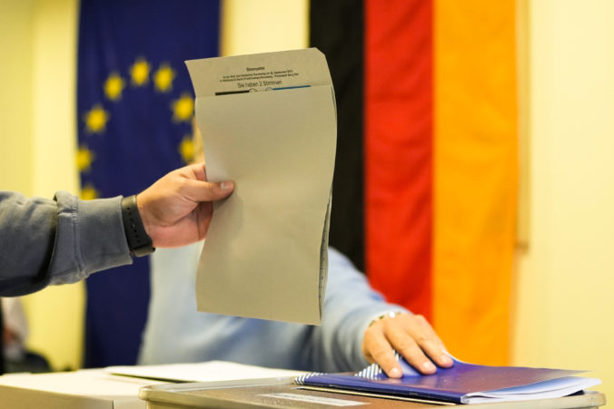 germany_elections_31844 1b9b2940ff5a491eb94c71e8c31fa091 676x451