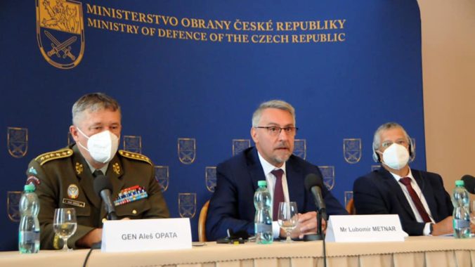 ministerstvo obrany cr 676x380