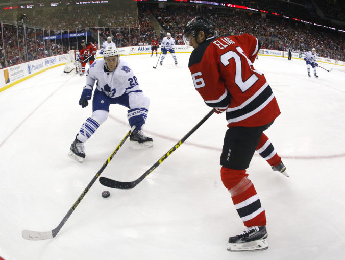 maple_leafs_devils_hockey 46bc8632bfe248579d363deae2a4cbd5 676x509