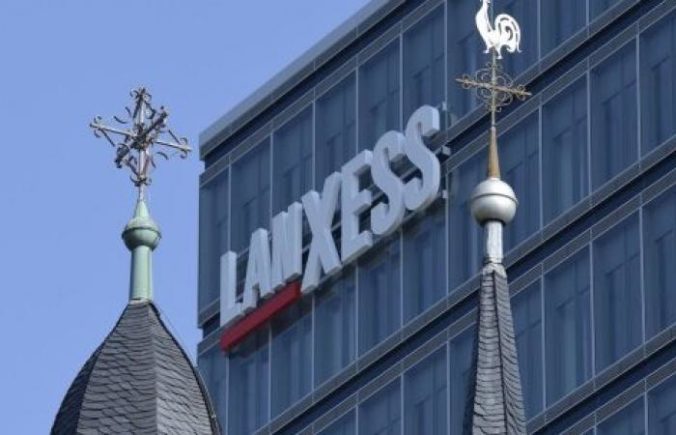 lanxess logo_budova1 676x435