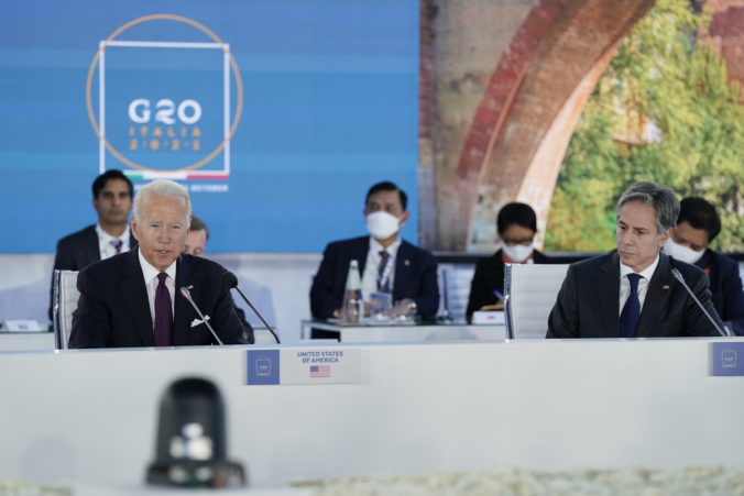 biden_italy_g20_summit_00203 5b4710437f82409e8a0882a8e9eb6a8b 676x451