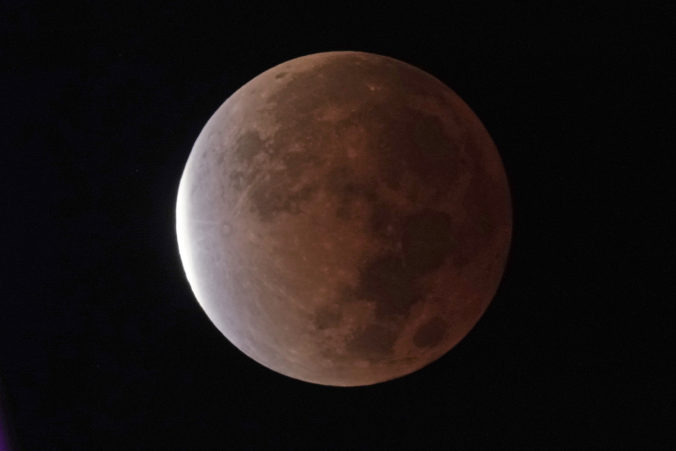 missouri_lunar_eclipse_35943 553dd5133582418789d425ed90620fd9 676x451