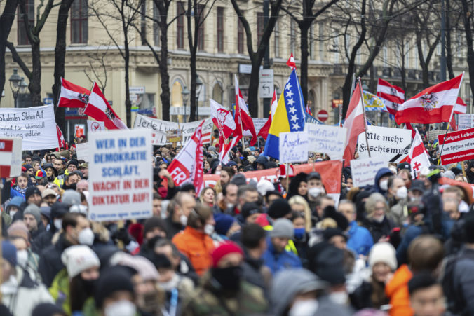 virus_outbreak_austria_protests_98738 acd06adaf32641afaa3594ff4c0c0005 676x451