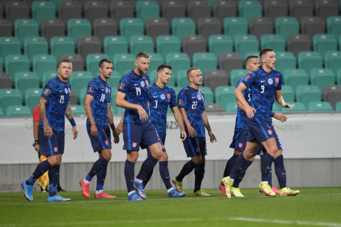 slovenia_slovakia_wcup_2022_soccer_84444 c7a5ebf4cd8148ef8c4529a5dd66901c scaled 1 676x451