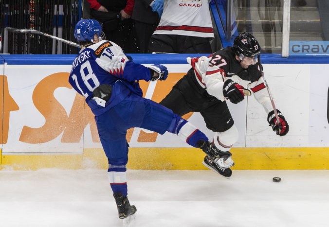 world_juniors_canada_slovakia_hockey_36471 a5c02d8b1fdd4c4481b573038276402a 676x467