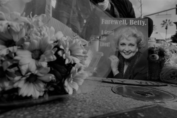 obit_betty_white_04940 1fc66dcad34b4c6ca4ba8cc089eacfb4 676x451