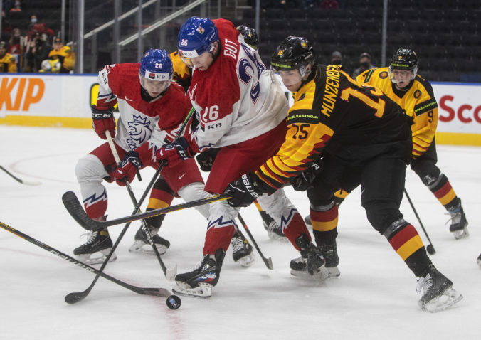 world_junior_hockey_czech_republic_germany_22464 ac4fbf6439d74ea7b04688d77d1c289e 676x478