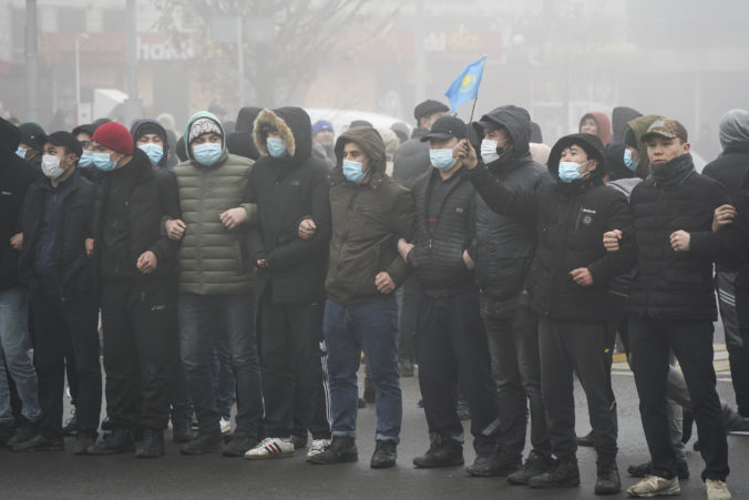 kazakhstan_protests_44077 eb40a8907c27483db3a7fb54bbb78b42 676x451