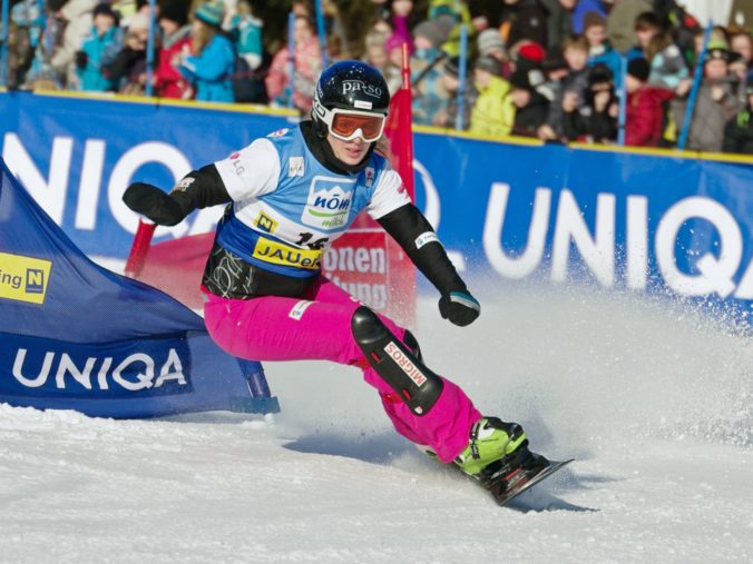 patrizia_kummer_fis_world_cup_parallel_slalom_jauerling_2012 676x507