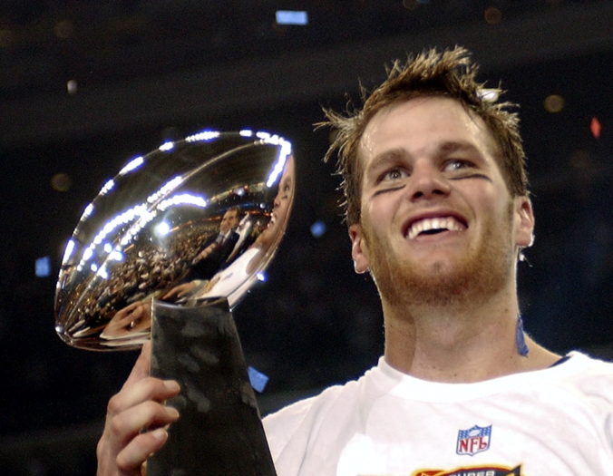 brady_retires_football_17169 25a7d6d3a2ee4934ac460ebc87e8771d 676x525