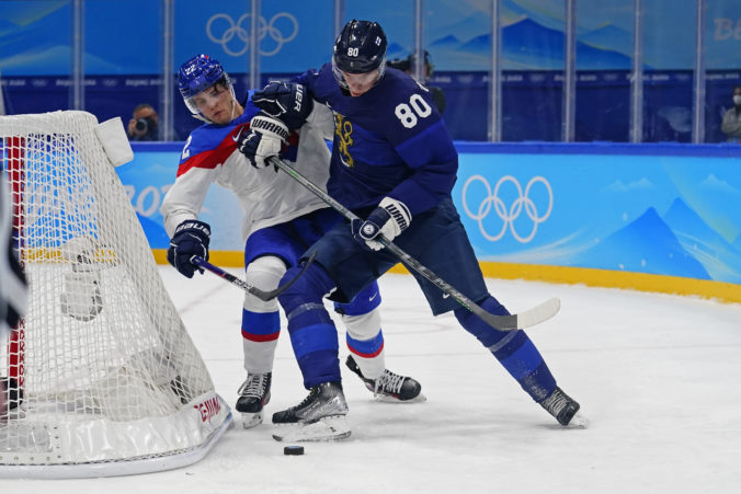 beijing_olympics_ice_hockey_87079 b8dbe8cf5a6f4fdfbef746c8cf983d92 676x451