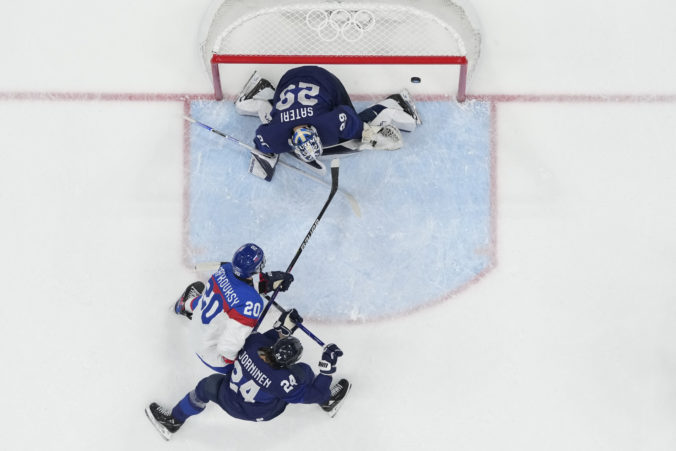 beijing_olympics_ice_hockey_19919 6426d25111b348f1b7c0d7e051483d52 1 676x451