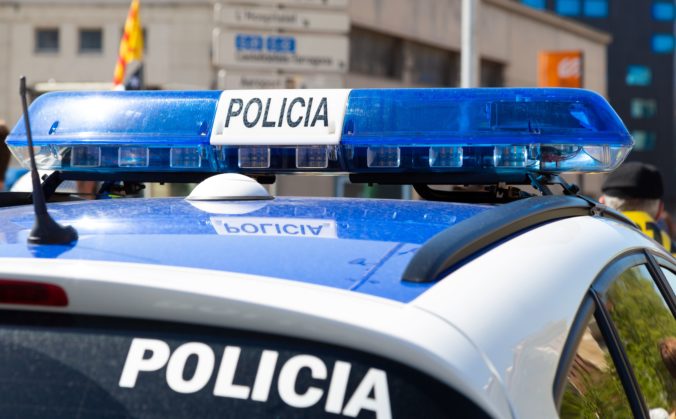 policia spanielsko 676x419