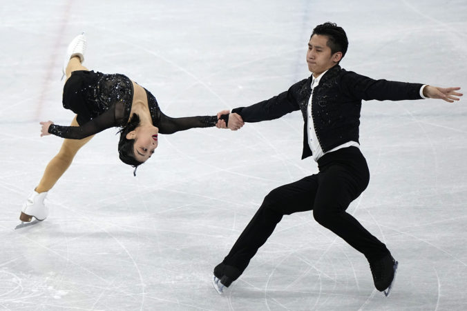 beijing_olympics_figure_skating_76402 6947b4283b244383891c2c4914ef892d 676x451