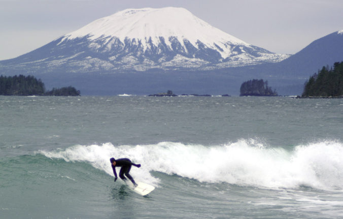 alaska_volcano_37235 ed4a58939e6a4db089518f9dbb3e4926 676x431