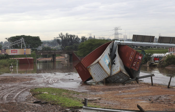 south_africa_kwazulu_natal_floods_22113 2d177ded9aeb4dfb8adde163dd0571c9 676x432