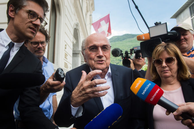 aptopix_switzerland_fifa_trial_blatter_platini_soccer_29140 d6d9f7ef23484313a5f8c6ab131bc78c 676x451