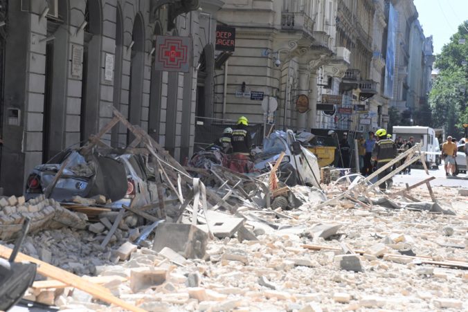 hungary_building_collapse_22952 a90e3b3251a34bf1bdbefcf25e8847b3 676x451