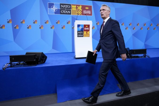 jens stoltenberg 676x451