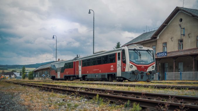 zssk pre cestujucich na put do levoce vypravi 28 mimoriadnych vlakov na trati levoca spisska nova ves a spat 676x380