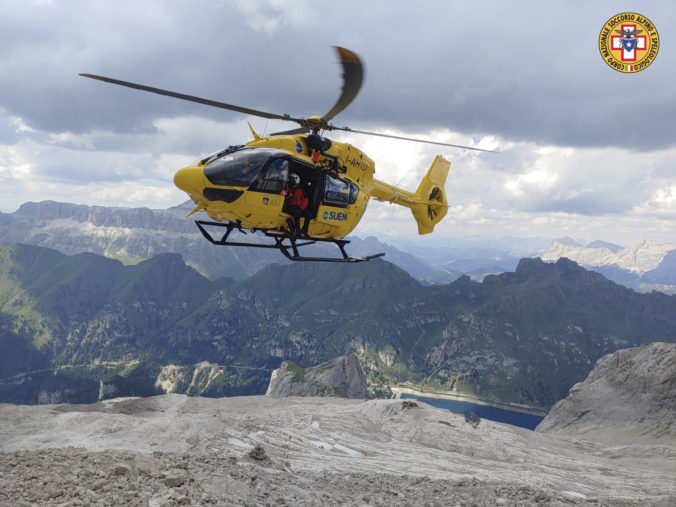 italy_glacier_hikers_killed_38795 a3da2752f9db4f85b6846ce7f5b63cce 676x507