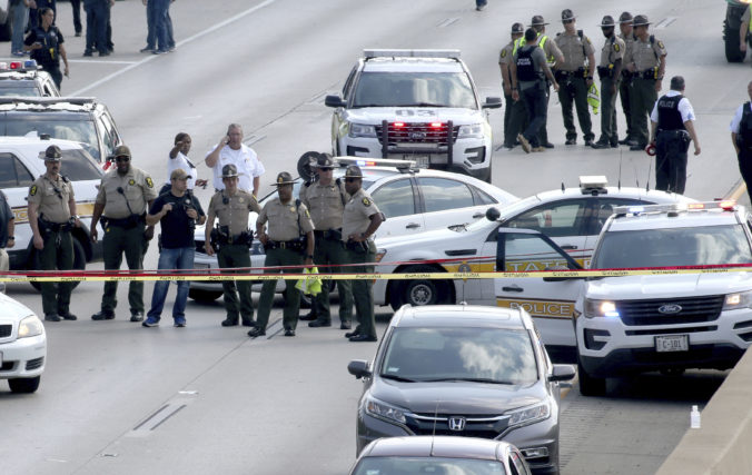 chicago_violence_trooper_shot_35838 3a4fb60d0af042159ec547954faaf298 676x427