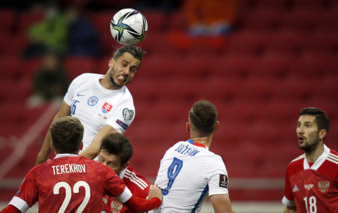 russia_slovakia_wcup_2022_soccer_14137 d3f2543a1a8847d3b7d1f8a67ce800f0 scaled 1 676x425