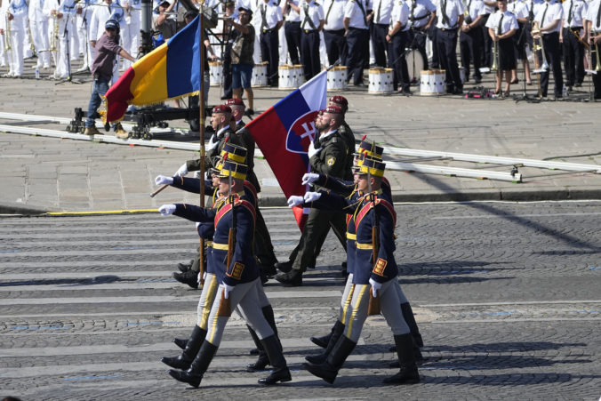 france_bastille_day_14803 af1ac5edf81c4489adcdbe36b232581a 676x451