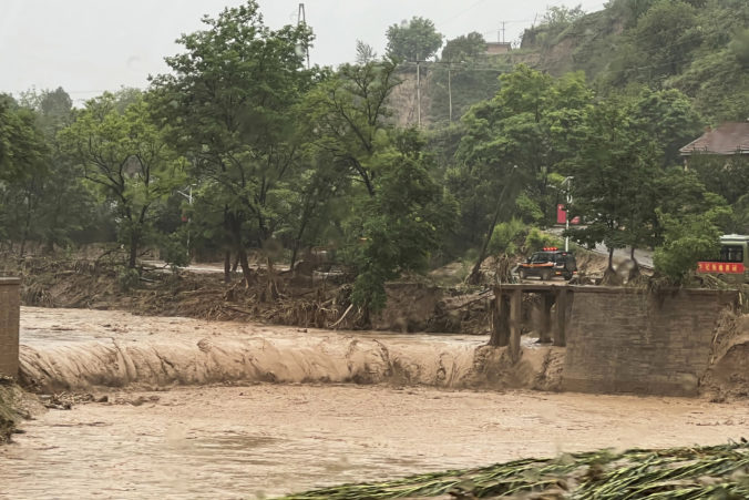 china_floods_90382 93e8608b78b445bfb4a05eef383a695e 676x451