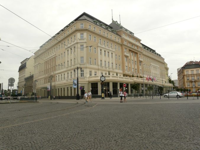 1920px hotel_radisson_blu_carlton_bratislave_p1010408 676x507