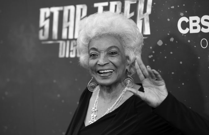 nichelle nichols 676x439