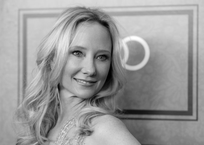 anne_heche_crash_80381 de86edd675414cc69a781d67508e139a convertimage 676x480