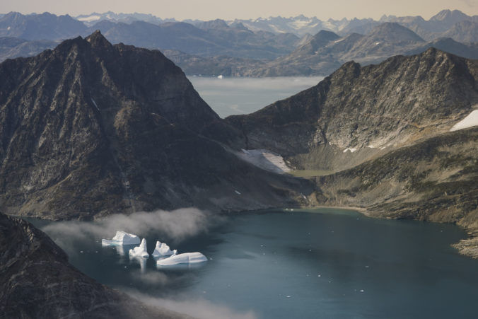 aptopix_greenland_glaciers_87214 03199575b91147f6b2f5cd0ed8edf36c 676x451