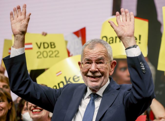 alexander van der bellen 676x495