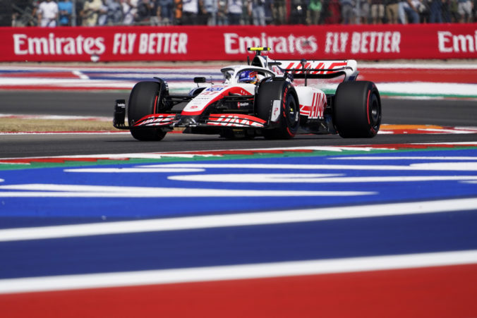 f1_us_grand_prix_auto_racing_70636 8a0f5179763149f1bf9abaadcbfc0906 676x451