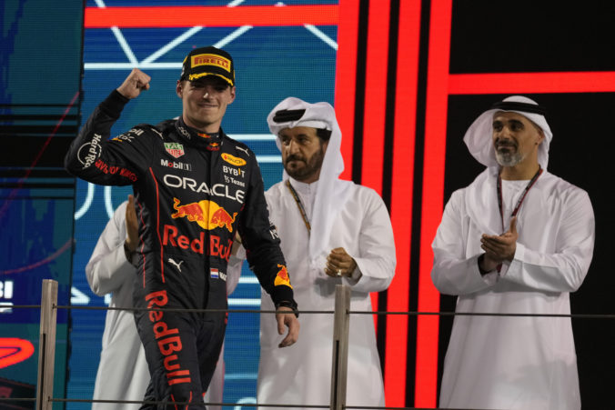 abu_dhabi_f1_gp_auto_racing_49365 2dc27768e6454acc9cd2e0bf39f6cca5 676x451