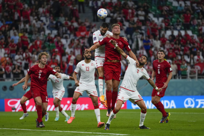 wcup_denmark_tunisia_soccer_08636 aa6ab59585834f90827af57b10f9fde9 676x451