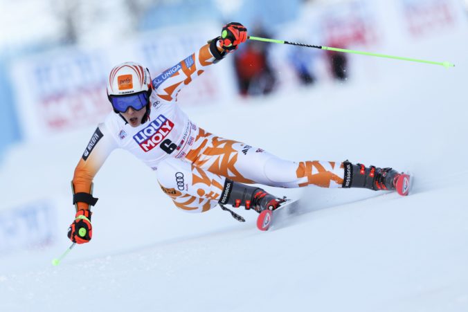 petra vlhova obrovsky slalom sestriere 676x451