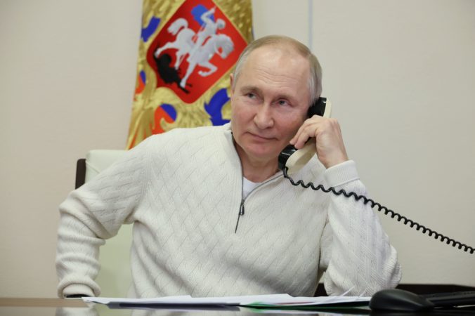 vladimir putin 676x450