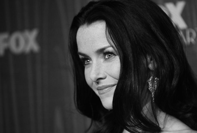 obit_annie_wersching_95587 7d7e13f26ae2453caaa595f118a3f061 676x456