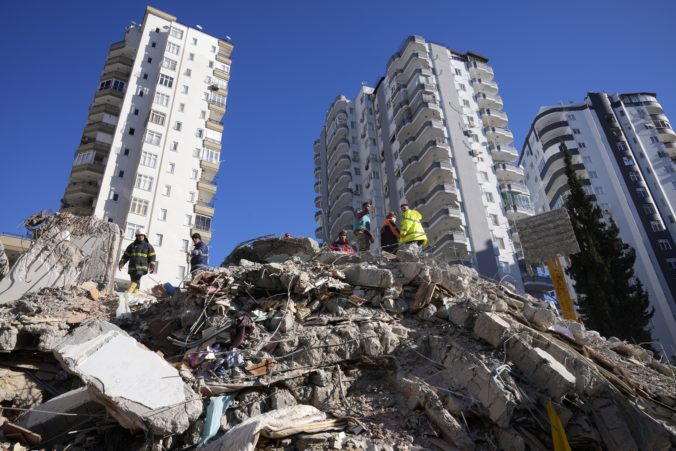 turkey_earthquake_10460 929a78e602154a608ef316d9d9df1992 676x451