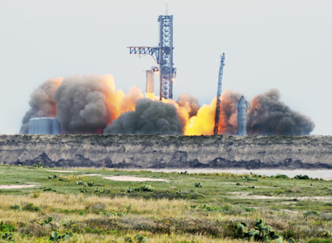 spacex_starship_test_12512 8102144cf4974778a30120193b9983e3 676x495