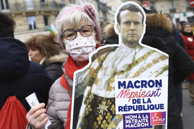 france_pension_protests_11935 676x451